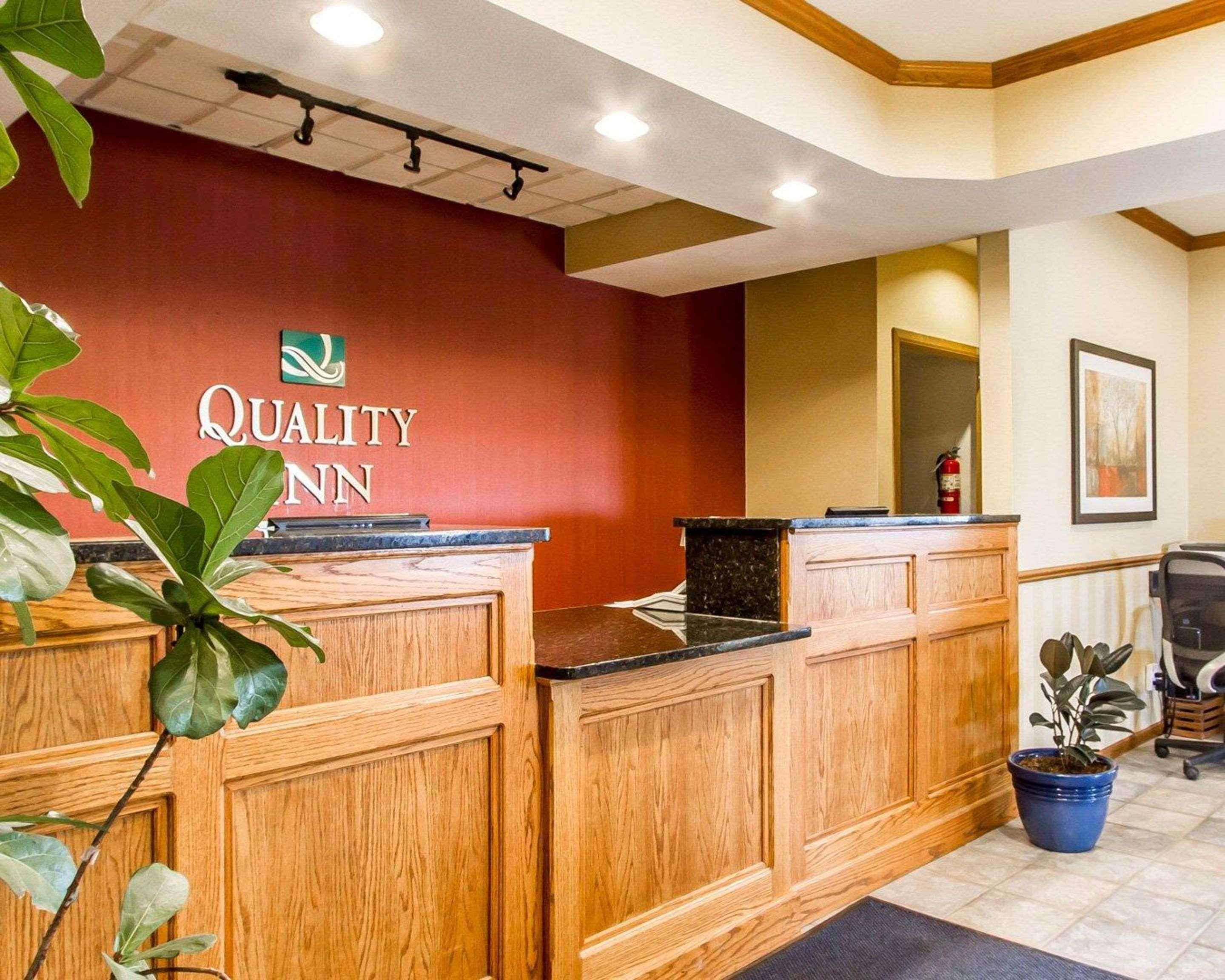 Quality Inn Pontiac Il Exterior foto