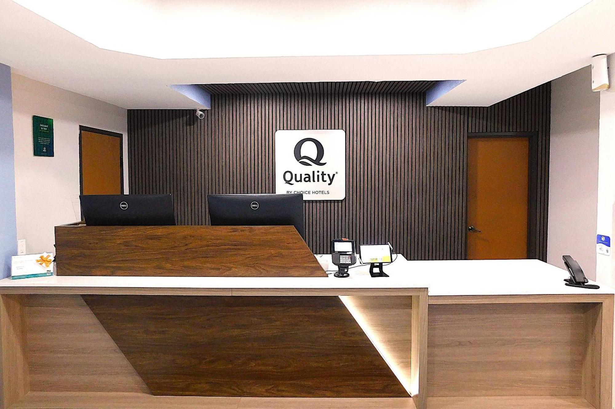 Quality Inn Pontiac Il Exterior foto