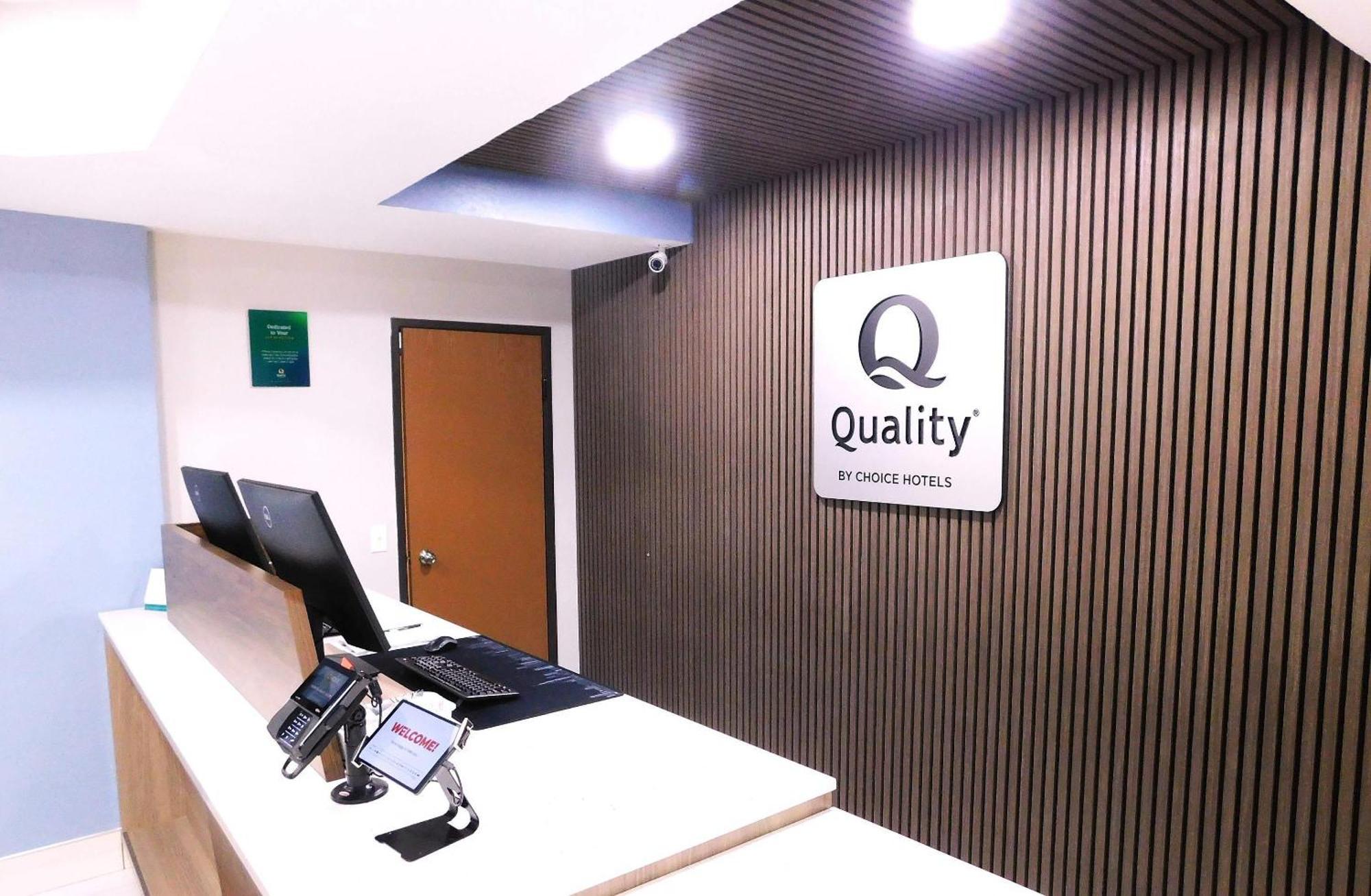 Quality Inn Pontiac Il Exterior foto